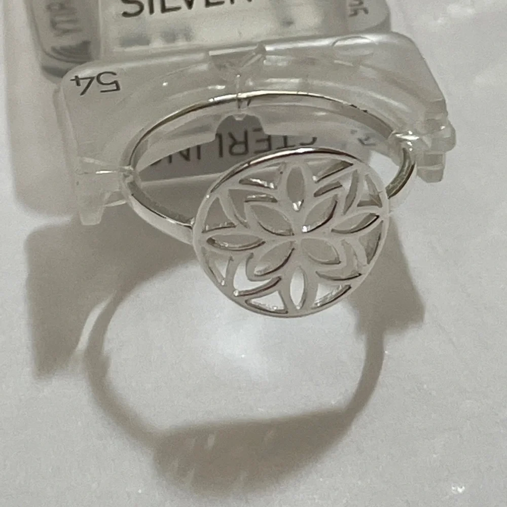 TOSH 925 Silver Plated Ring with Floral Cut-out Size 54